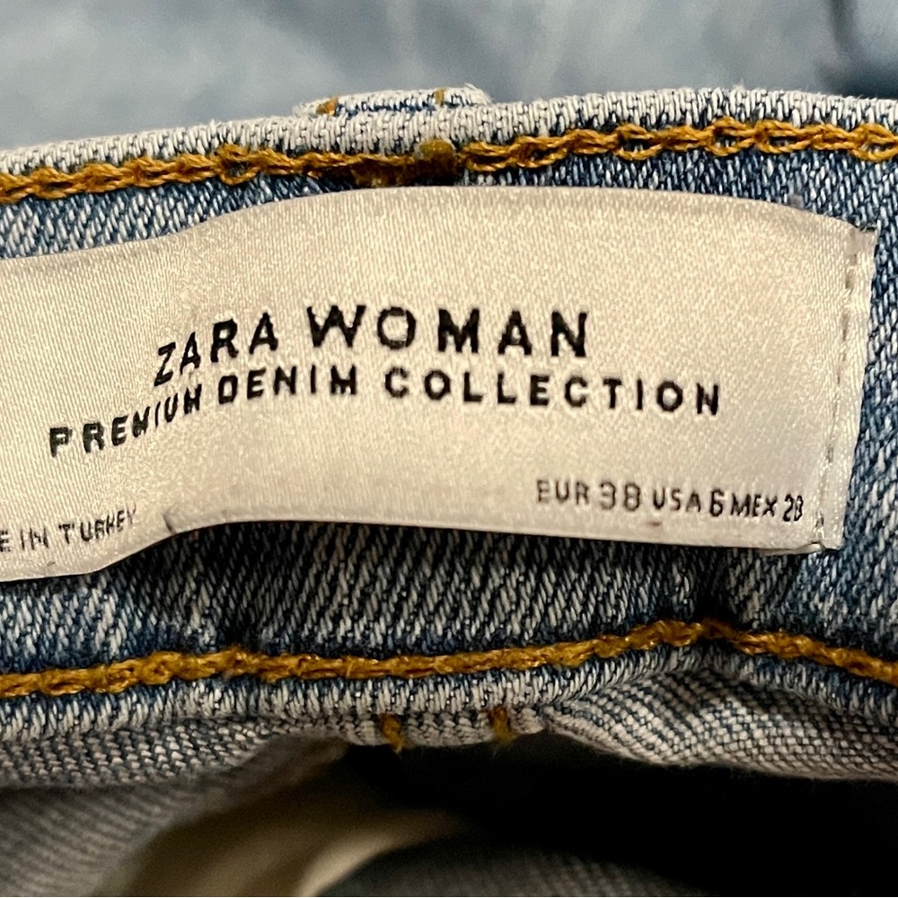 Zara Light Blue Denim Jeans - Picture 4 of 4